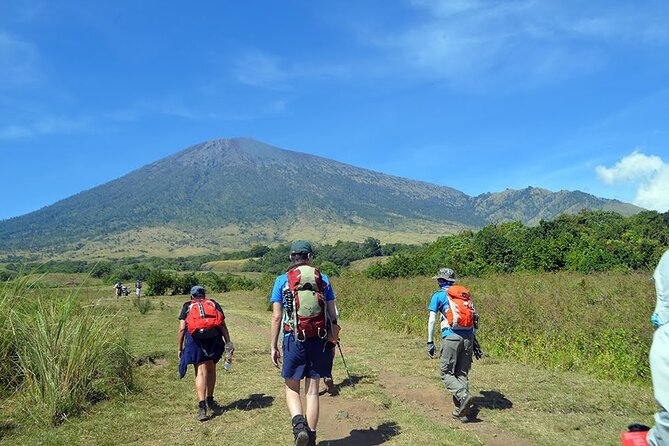 Hiking Rinjani 3 Days 2 Nights Summit - Lake - Day 2: Crater Rim to Summit