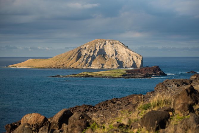 Honolulu Sea-Cliff With Sunset Photo Adventure - Tour Highlights