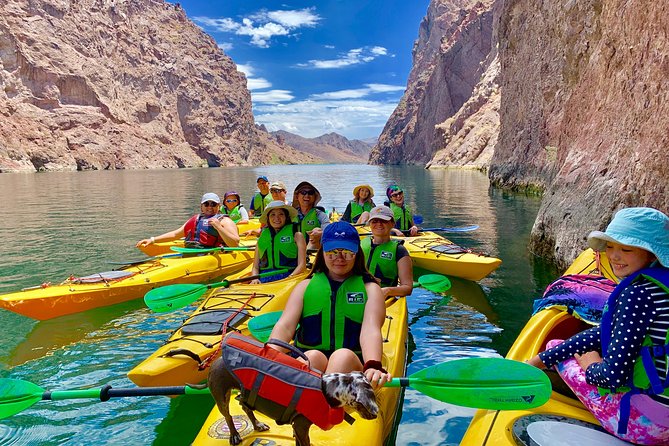 Hoover Dam Kayak Tour on Colorado River With Las Vegas Shuttle - Tour Guide Experience