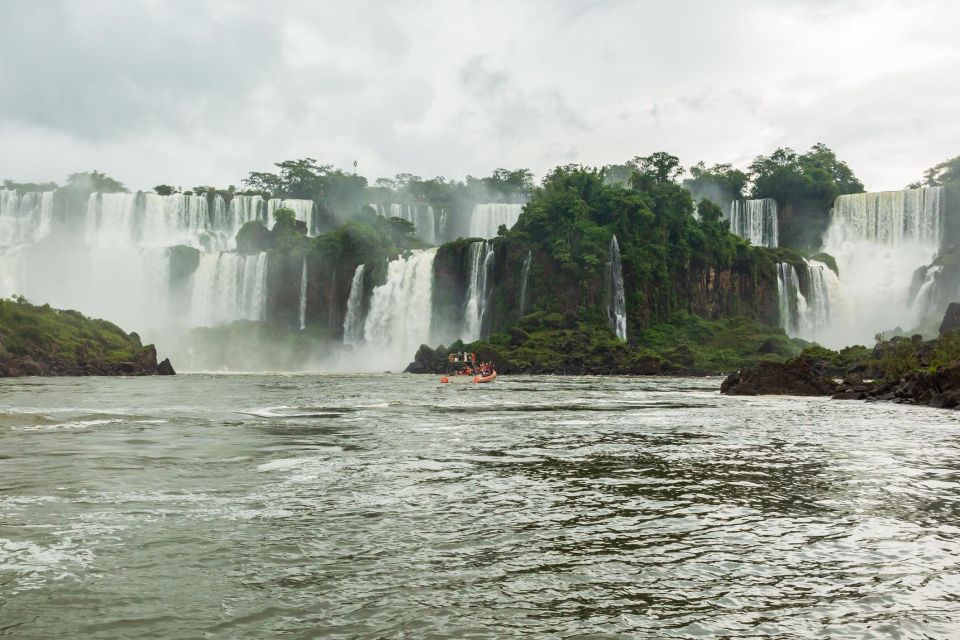 Iguassu Falls: Guided Tour & Macuco Safari on Pontoon Boats - Tour Highlights