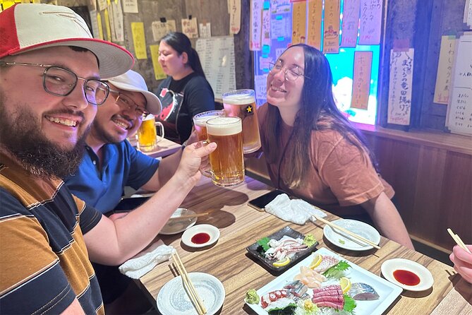 In Fukuoka! Guide to an Izakaya Only 100% Locals Know/Bar Hopping - Uncovering Fukuokas Secret Drinking Spots