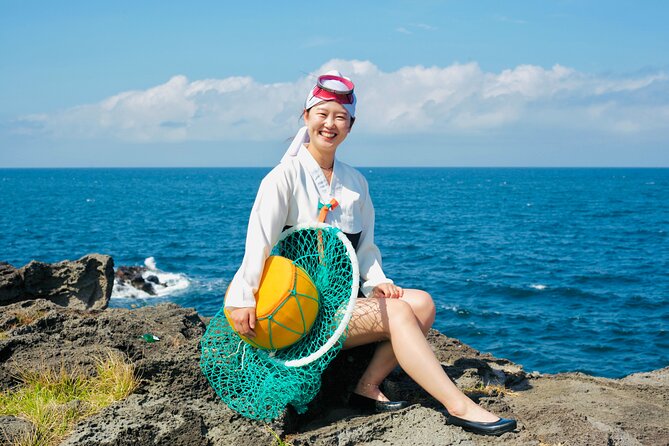 [Jeju] Private Photoshoot With Traditional Pearl Diver Haenyeo Costume - Cancellation Policy