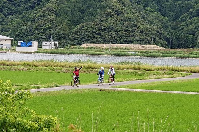 Kinosaki Onsen Cycling Tour Kinosaki & Riverside Experience - Traveler Requirements and Health
