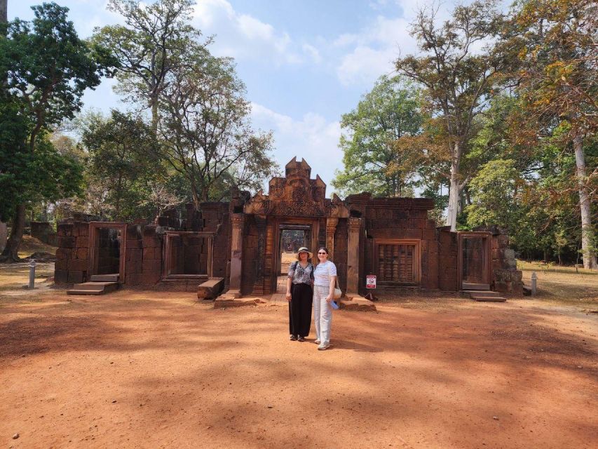 Kulen Mountain & Banteay Srei & Boeng Mealea Temples - Location and Distance