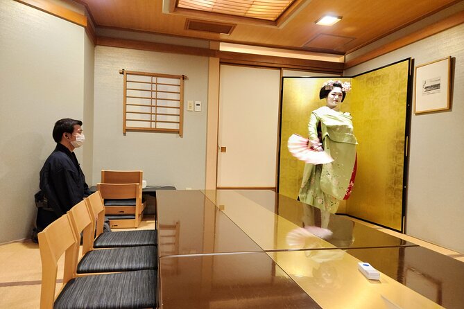 Kyoto Kimono Rental Experience and Maiko Dinner Show - Indulge in Traditional Japanese Kaiseki Dinner