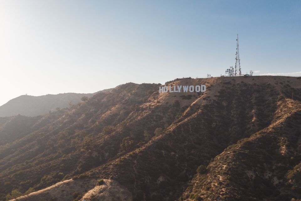 L.A: Professional Photoshoot at the Hollywood Sign - Location and Itinerary