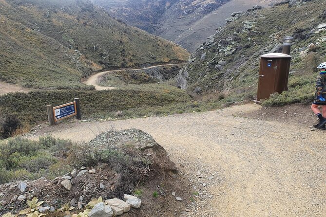 Lake Dunstan Cycleway With Bike Hire and Shuttle Service - Return Details and Logistics