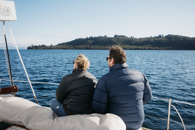 Lake Taupō Private Day Tour From Auckland to MāOri Rock Carvings - What to Expect
