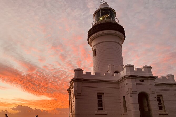 LIGHTHOUSE TRAIL Guided Sunrise Tours to Cape Byron Lighthouse - Tour Guide Expertise