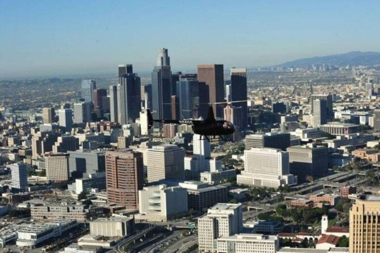 Los Angeles: 45-Minute Attractions Helicopter Tour