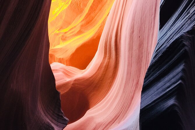 Lower Antelope Canyon Tour - Guides Assistance