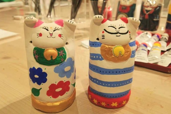 Maneki Neko Painting Experience - Personalized Creations