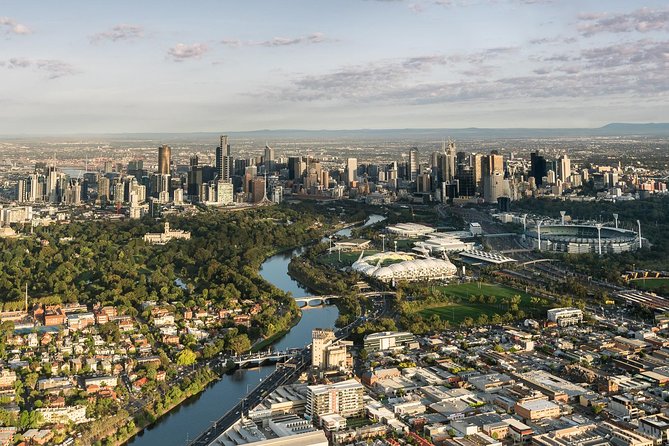 Melbourne Sunrise Balloon Flight & Champagne Breakfast - Meeting and Pickup Options