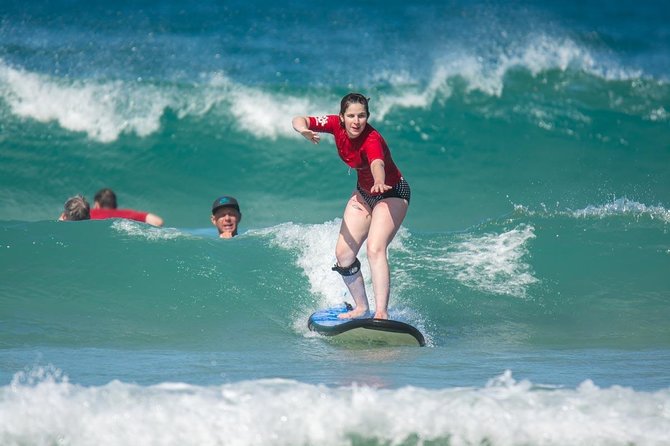 Merricks Noosa Learn to Surf: 2 Hour Group Surfing Lesson - Expectations and Restrictions