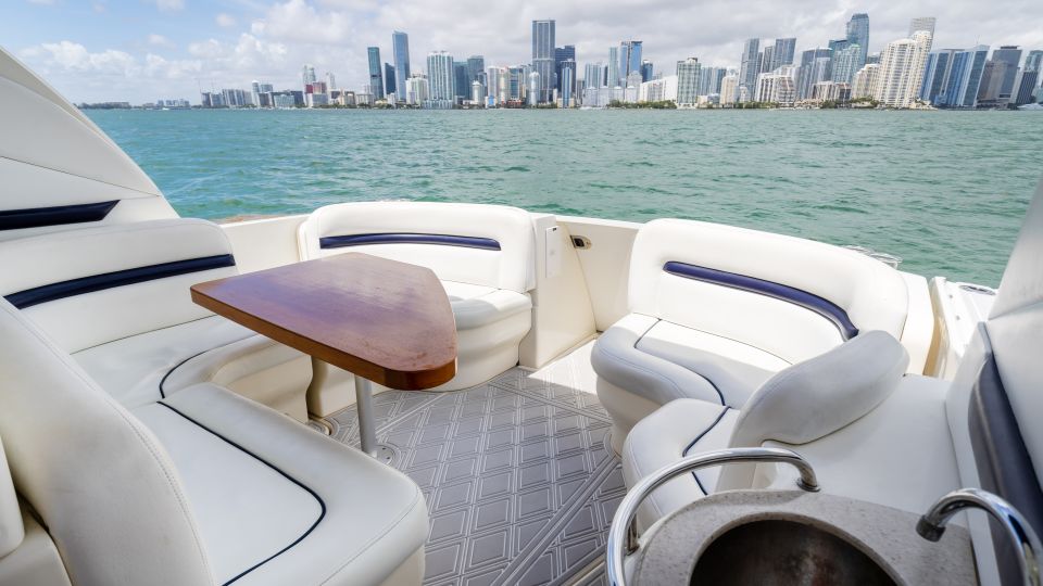 Miami: Private Yacht Cruise With Champagne - Review Summary
