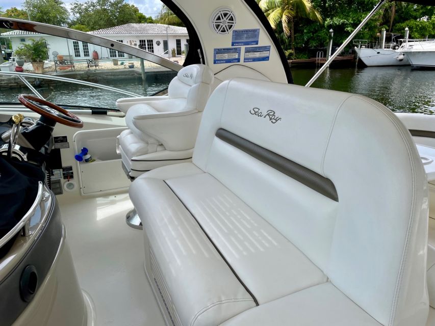 Miami Yacht Charter - Parking Information