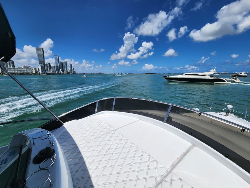 Miami Yacht Rental With Jetski, Paddleboards, Inflatables - Miami Yacht Rental Description