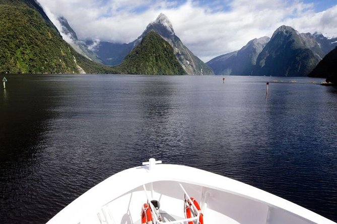 Milford Sound Private Tour With Lunch and Boat Cruise - Booking and Pricing Information