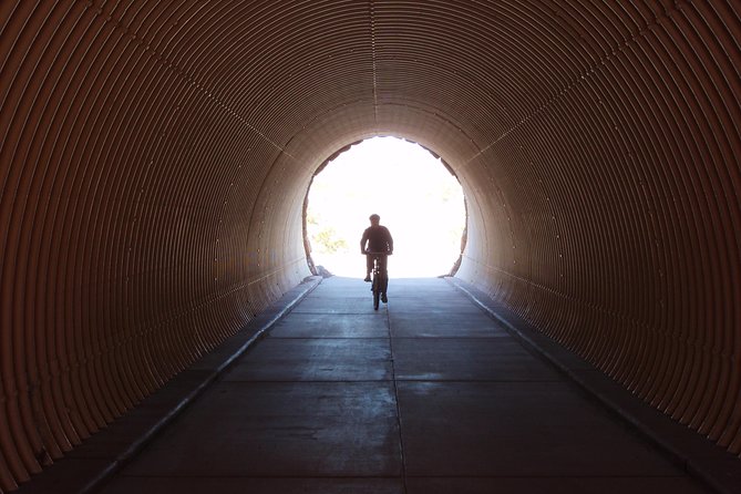 Mountain Bike Historical Tunnel Trail to Hoover Dam From Las Vegas - Guide and Services
