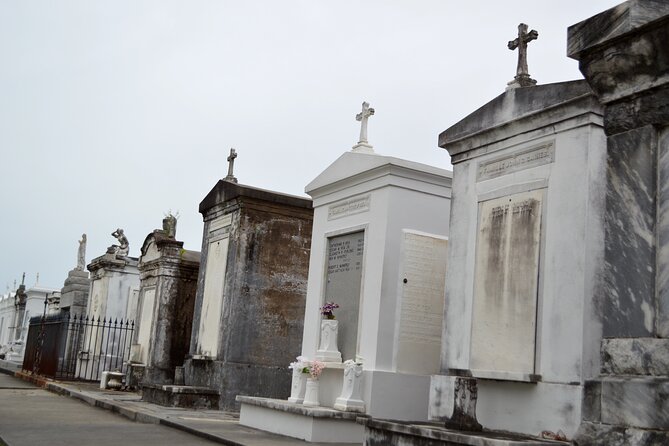 New Orleans Cemetery Bus Tour After Dark - Tour Highlights and Inclusions