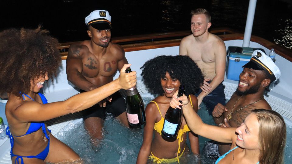 New York: NYC Hot Tub Boat Tour - Meeting Point and Location Details