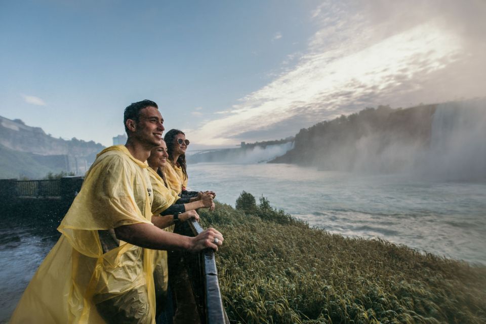 Niagara Falls: Walking Tour With Journey Behind the Falls - Detailed Tour Experience