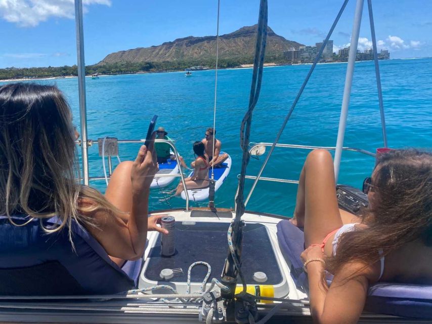 Oahu: Diamond Head Sail - What to Bring