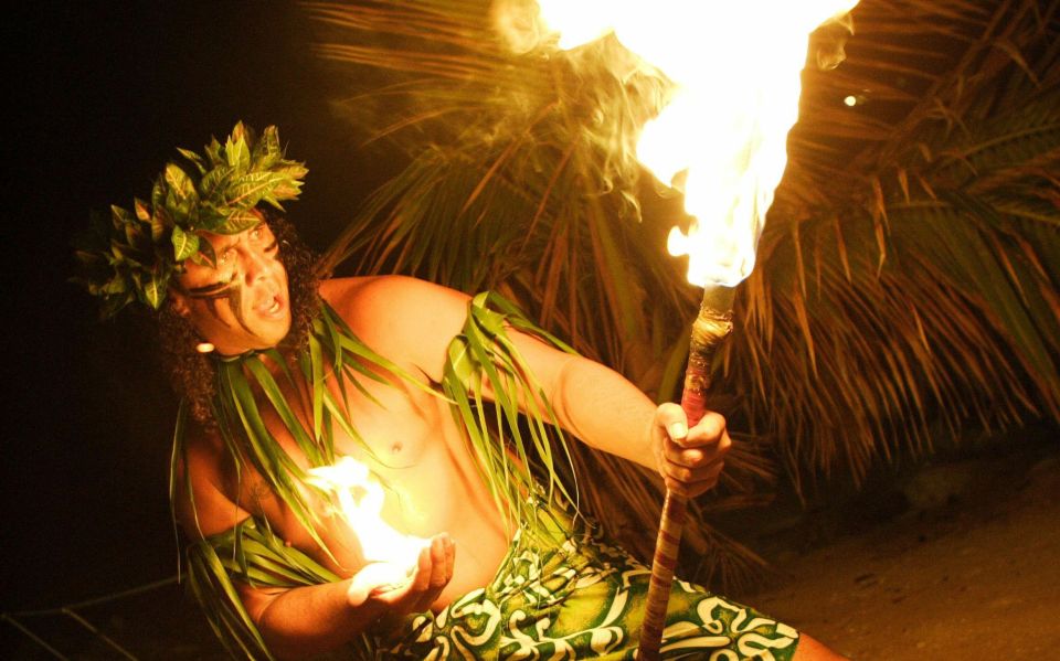 Oahu: Germaine's Traditional Luau Show & Buffet Dinner - Review Summary