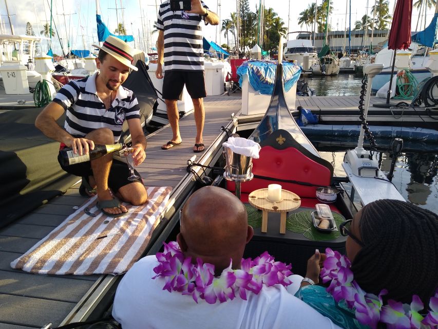 Oahu: Luxury Gondola Cruise With Drinks and Pastries - Customer Reviews