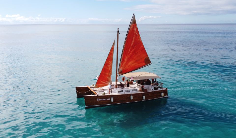 Oahu: Traditional Canoe Sunset Cruise With Dinner - Experience Highlights
