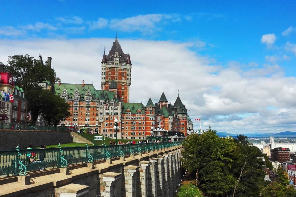 Old Québec: First Discovery Walk and Reading Walking Tour - Tour Highlights