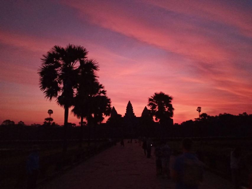 One Day Angkor Wat Trip With Sunrise - Inclusions
