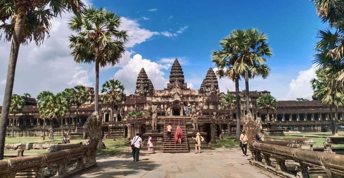 One Day Shared Trip to Angkor Temples With Sunset - Transportation Details and Pickup