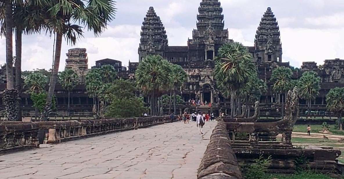 One Day Shared Trip to Angkor Temples - Tour Description