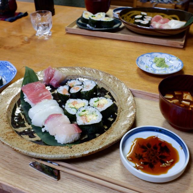 Osaka : Mastering Sushi - Hands-On Sushi Making Experience