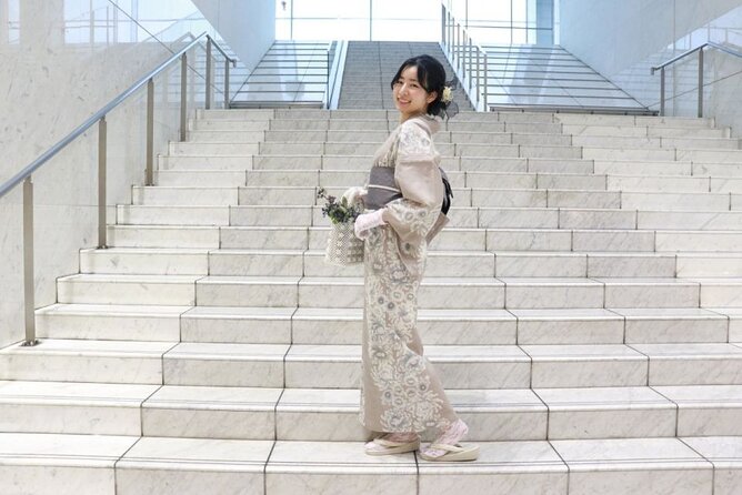 Osaka: Traditional Kimono Rental Experience at WARGO - Dressing Up in Traditional Kimono