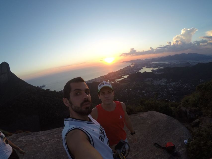 Pedra Bonitas Hike: Amazing View - Full Description