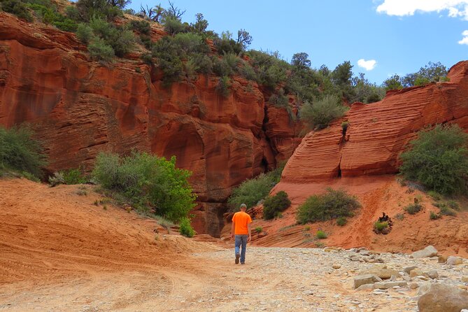 Peekaboo Slot Canyon 4WD Tour - Booking Process