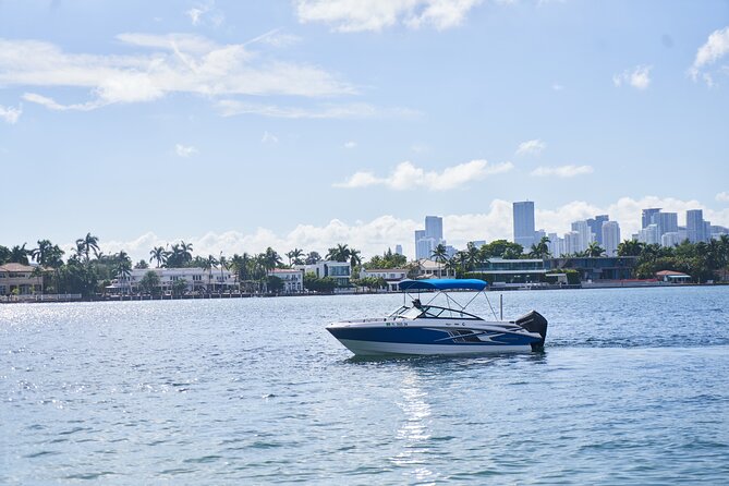 Private Boat Ride in Miami With Experienced Captain and Champagne - Guests Positive Reviews