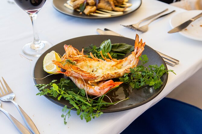 Private Sydney Harbour Lunch Cruise Including Unlimited Drinks - Gourmet Dining Experience Highlights