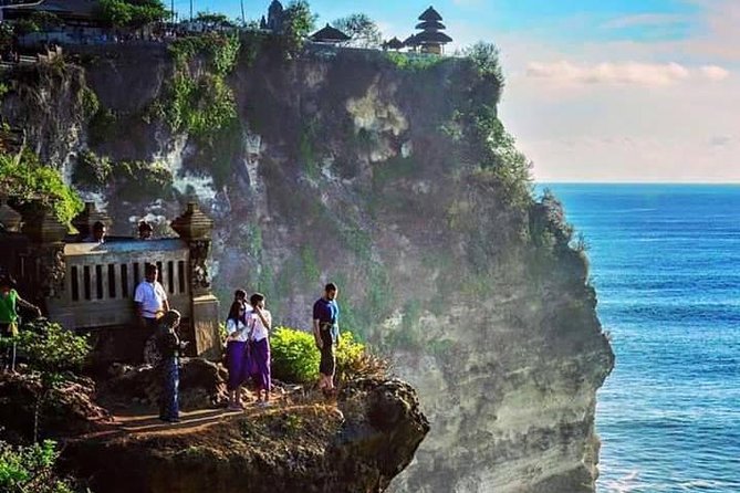 Private Uluwatu Temple and Kecak Fire Dance Evening Tour in Jimbaran Bay - Guide Expertise Review