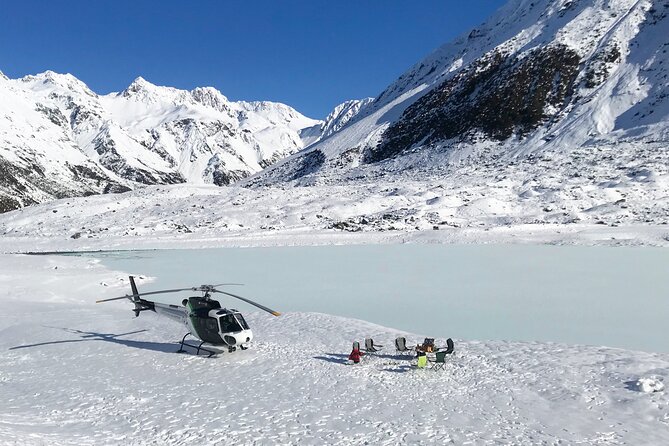 Rakaia Glaciers - Flora and Fauna Surrounding Glaciers