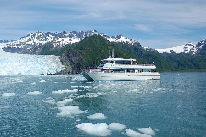 Resurrection Bay Cruise With Fox Island - Booking Details