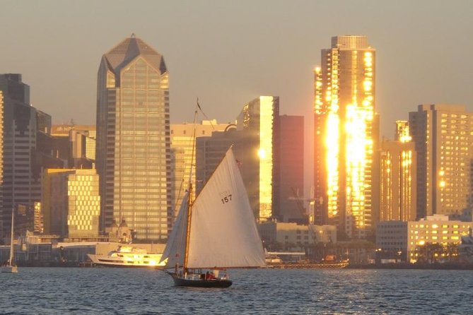 San Diegos Best Sunset Sail - Refreshments and Inclusions