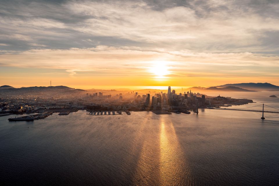 San Francisco: Airplane Sunset Bay Tour - Sunset and Nightlife Views