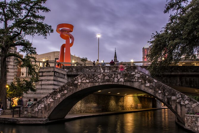 Scenic San Antonio Small Group Night Tour W/Riverwalk Boat Cruise - Meet Your Guide