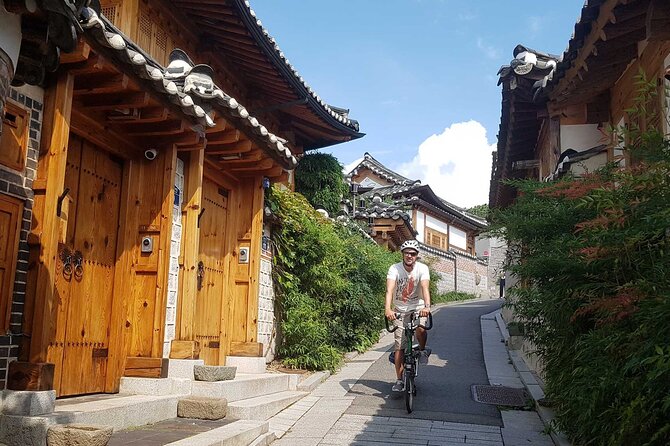 Seoul Morning E-bike Tour - Tour Highlights