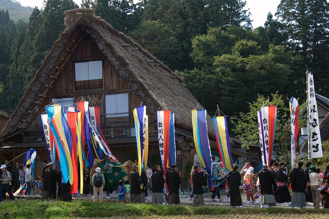 Shirakawa-Go From Nagoya One Day Bus Self-Guided Tour - Dining Options and Local Cuisine