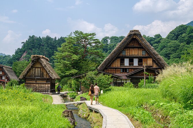 Shirakawago Day Trip: Government Licensed Guide & Vehicle From Takayama - Cancellation Policy