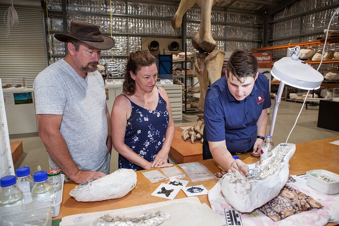 Short Eromanga Natural History Museum Dinosaur Tour  - Queensland - Visitor Information